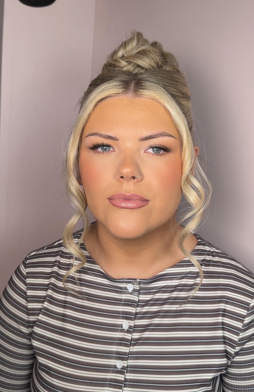 Makeup results at House of Doll