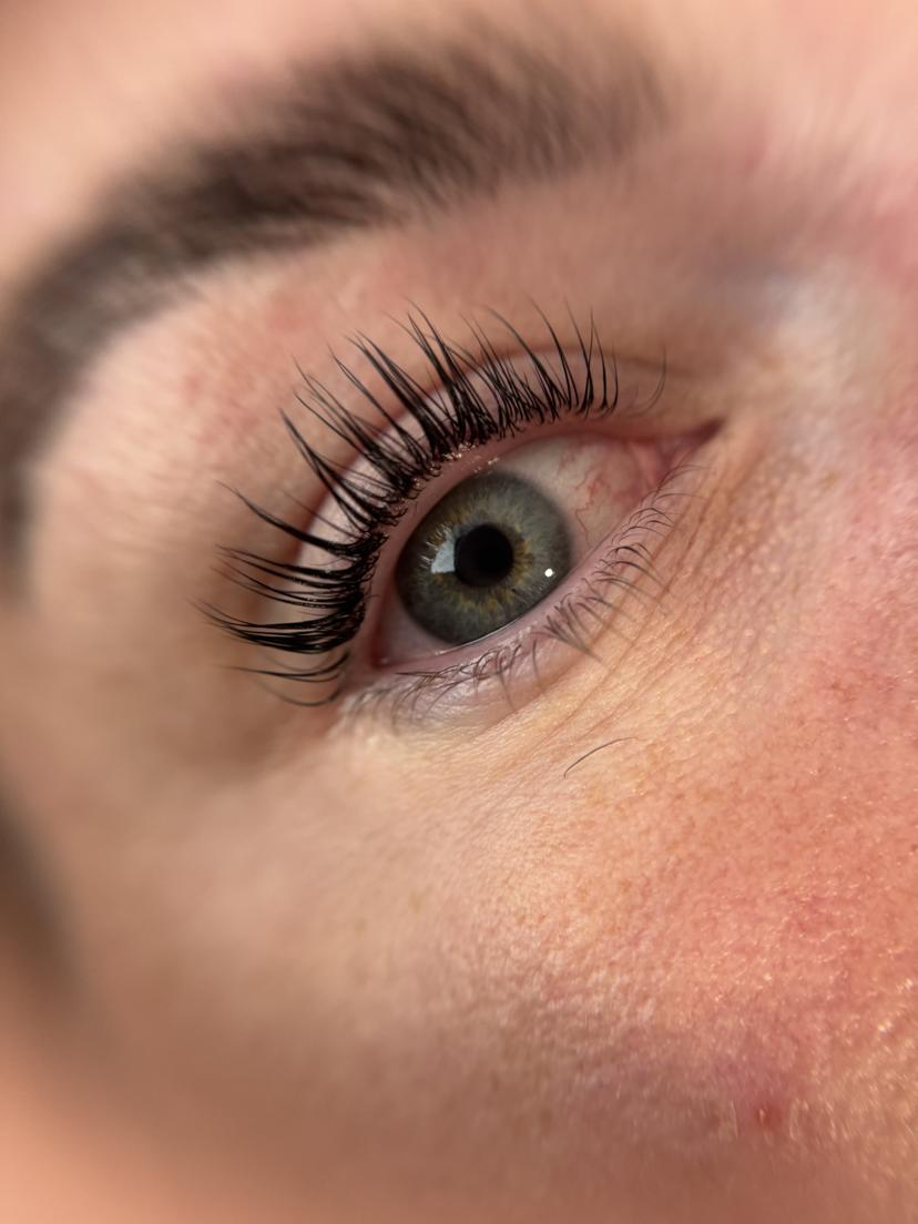 Classic lash lift results