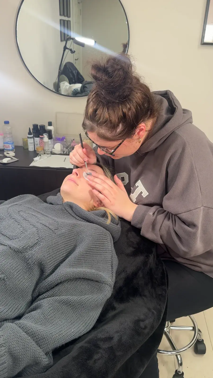 Student practising a lash lift during one-to-one training